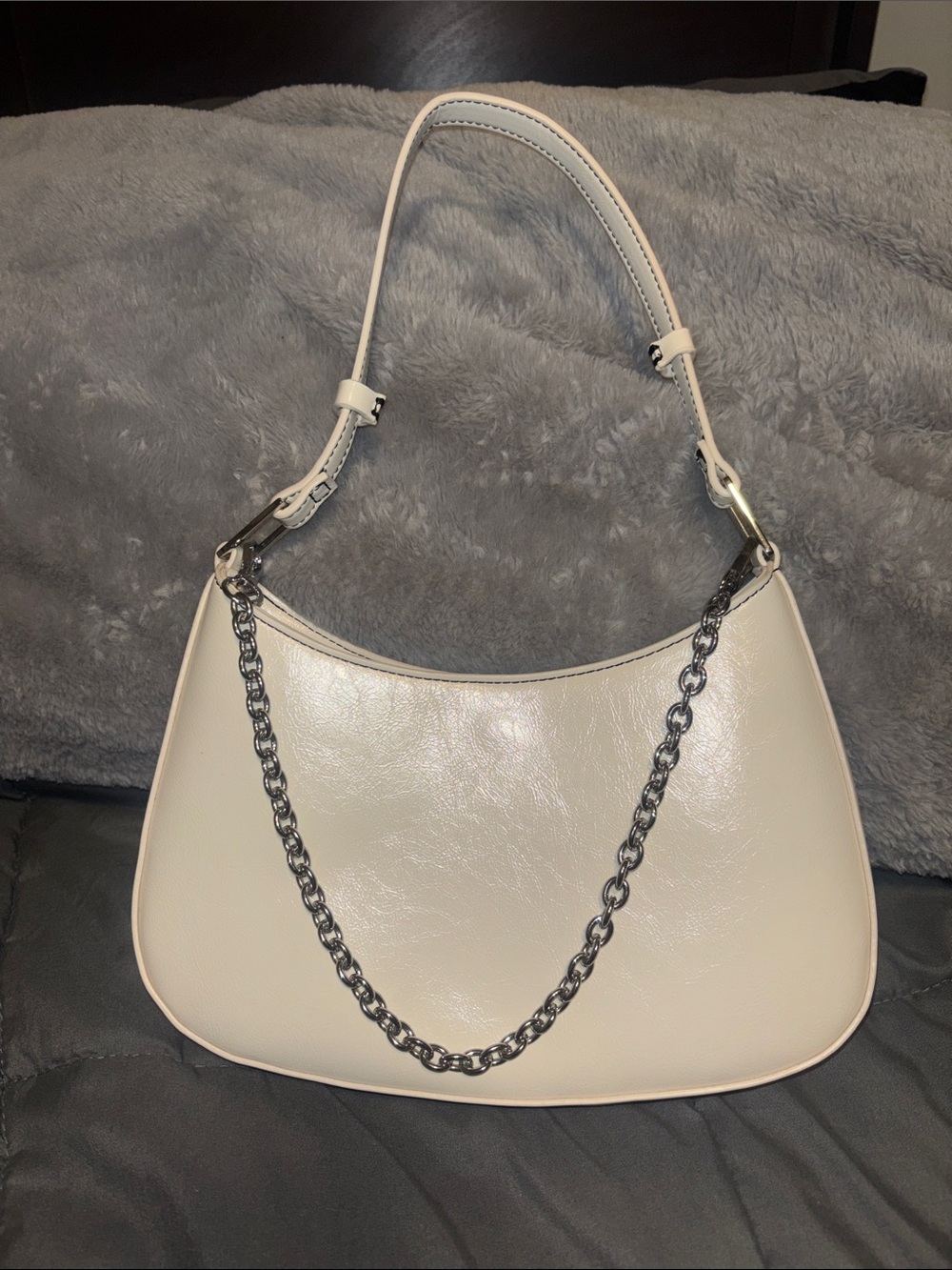 Urban Outfitters Cream Shoulder Bag with Chain